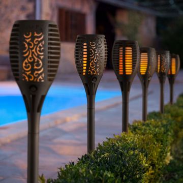 Lampa solara LED - perforabila - efect de flacara - 12 LED galbene - plastic - negru - 10 x 58 cm